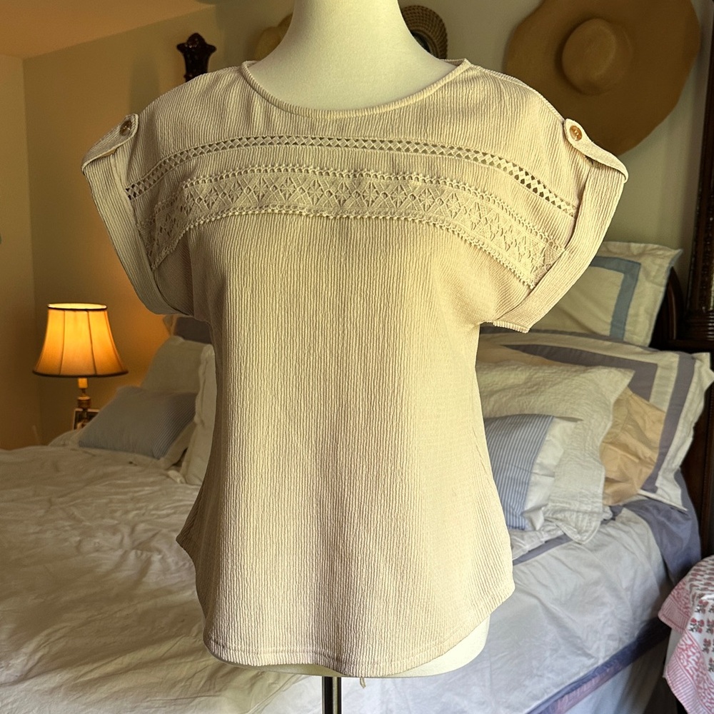 Mine Cream Women's Blouse with Button Detail